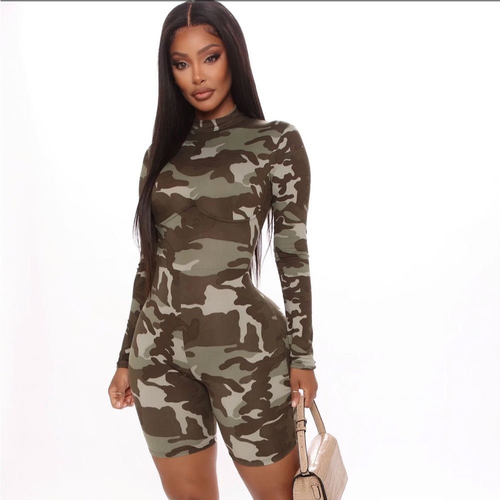 Brand New! Army Camo Romper from Fashionnova (make me an offer) 🫧